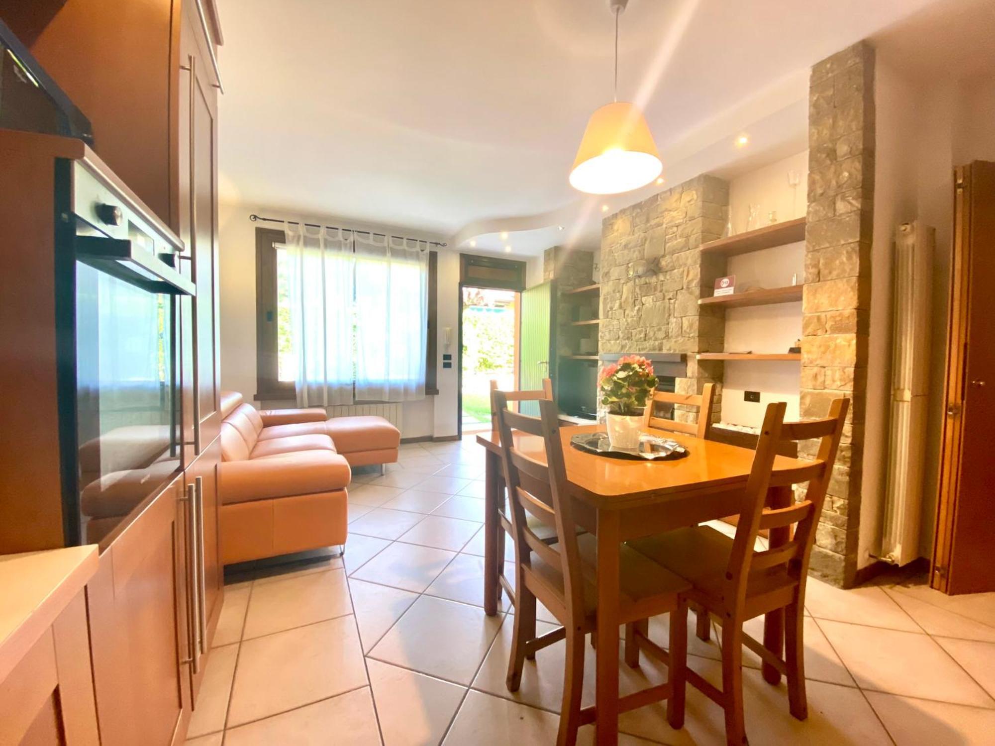 Casa Vacanza Residence Lago Di Endine Monasterolo del Castello Ngoại thất bức ảnh